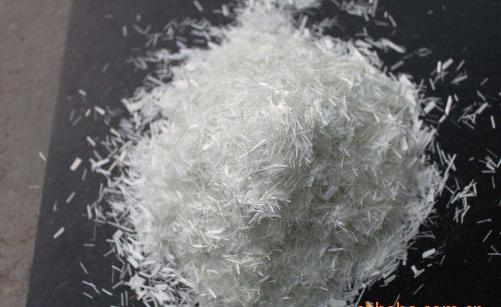 使用无碱玻璃纤维时要注意哪些事项？